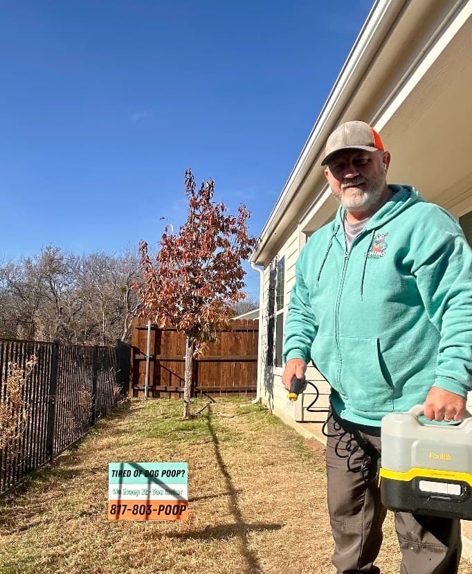 Rhino Scoop dog waste removal service in a clean North Euless, Texas backyard